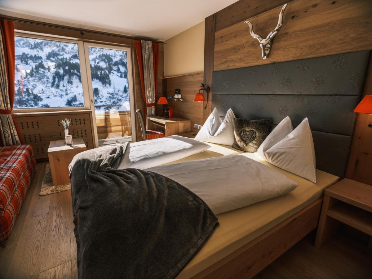 Hotel Kristall Obertauern Extérieur photo