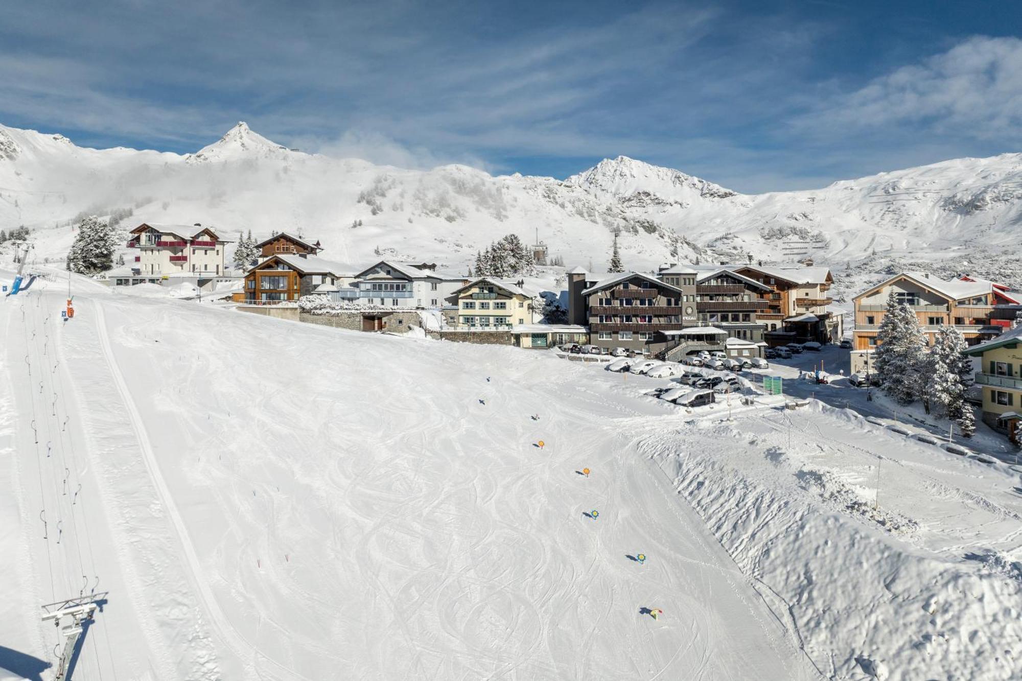 Hotel Kristall Obertauern Extérieur photo